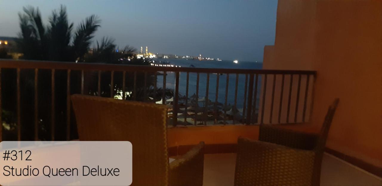 Alia Beach Residence Хургада Экстерьер фото