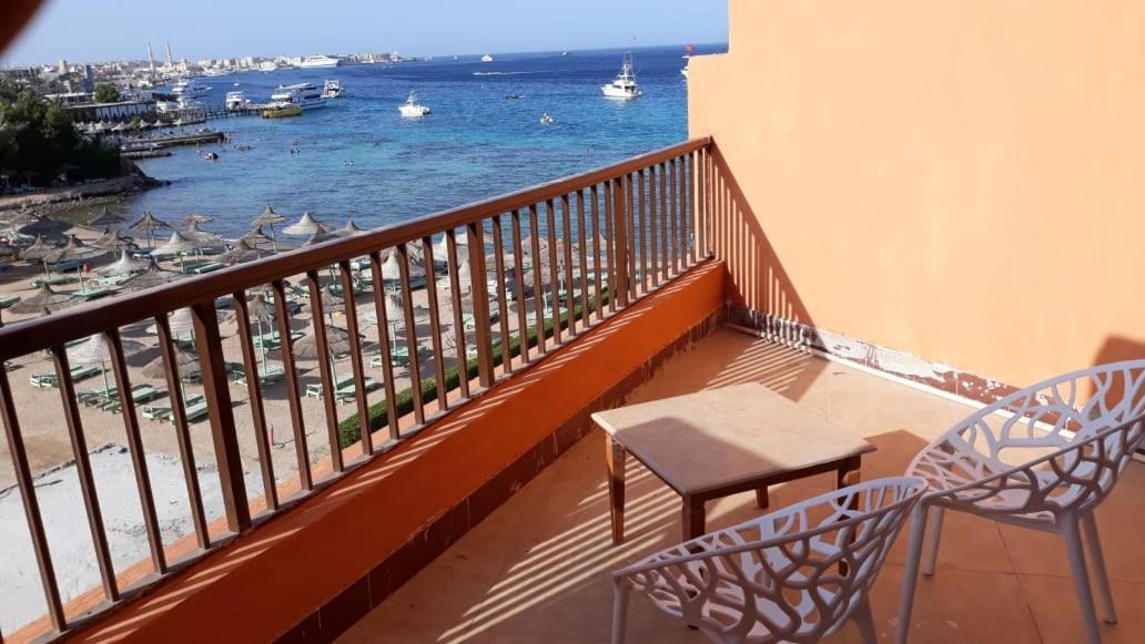 Alia Beach Residence Хургада Экстерьер фото